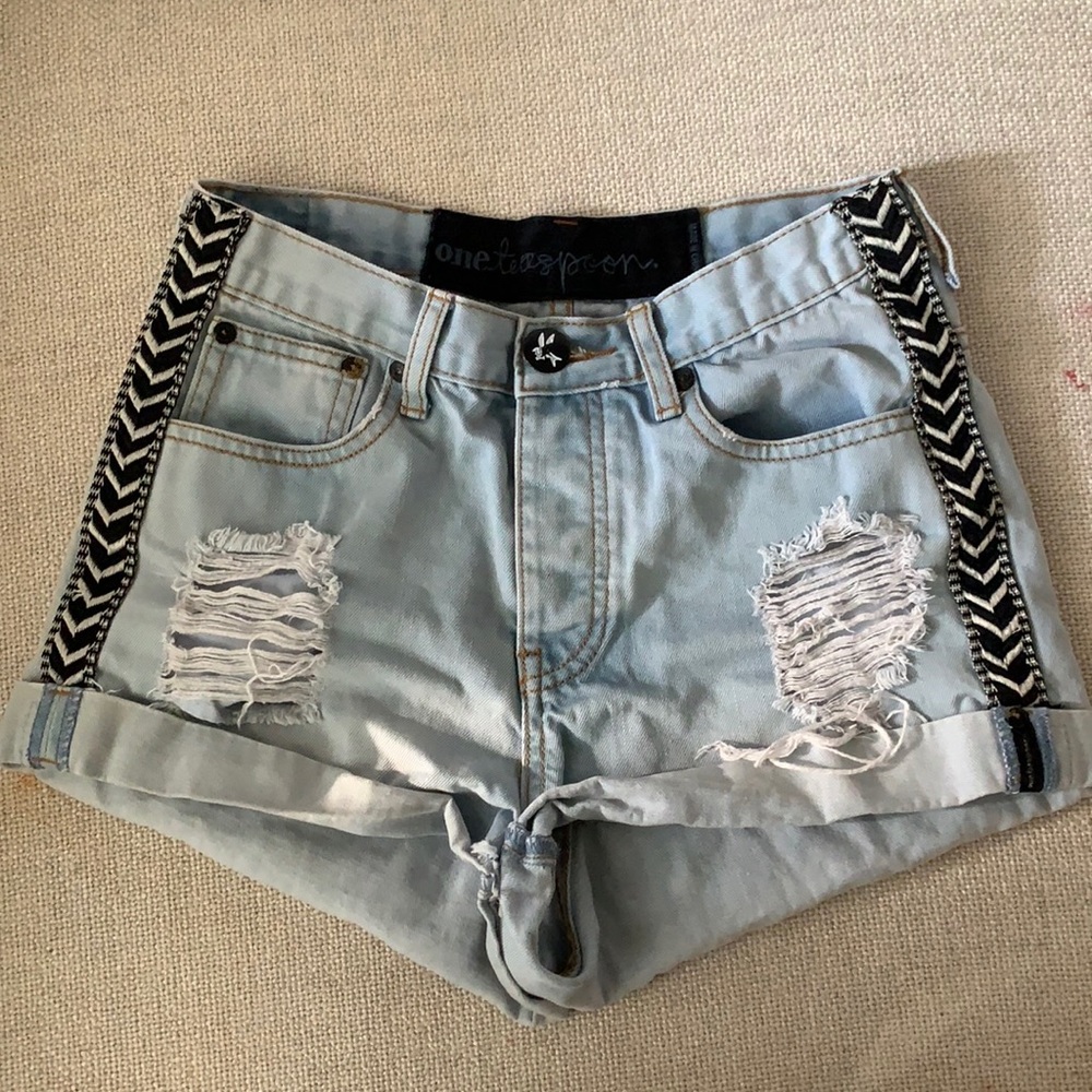 One teaspoon shorts